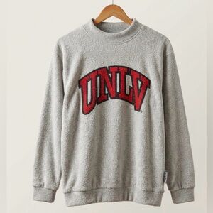 Woolly Threads UNLV Rebels Sweatshirt Small Gray